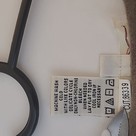 Studio M Rouched Top, Size Medium - Picture 9 of 9